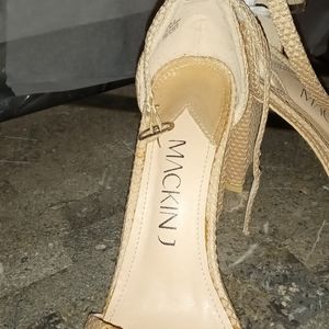 Women's makinj heels